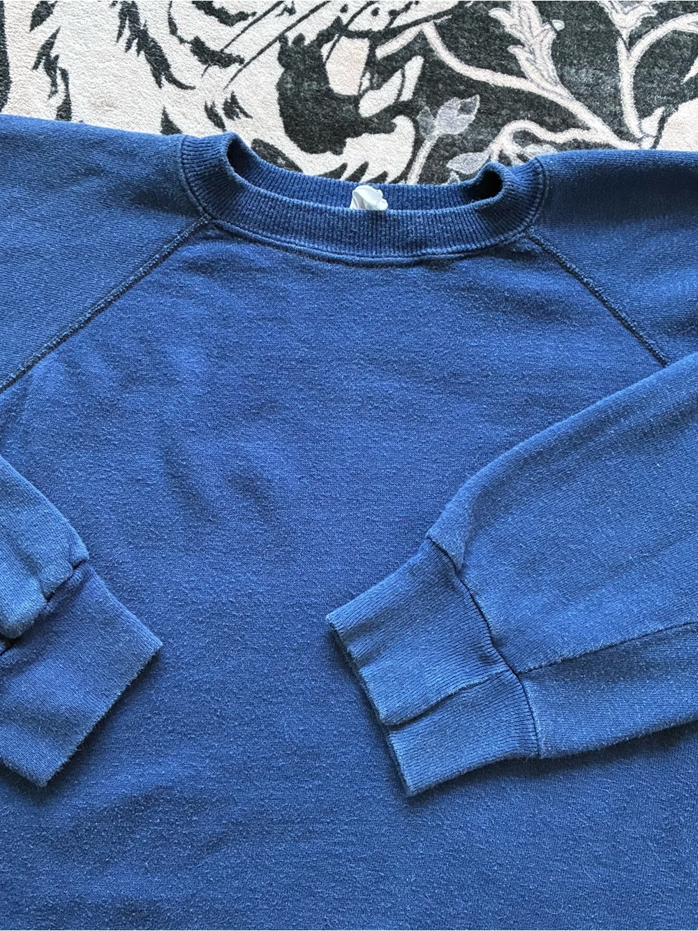 004 - VINTAGE 80s JC PENNY BLANK FADED BLUE PULLOVER SWEATSHIRT